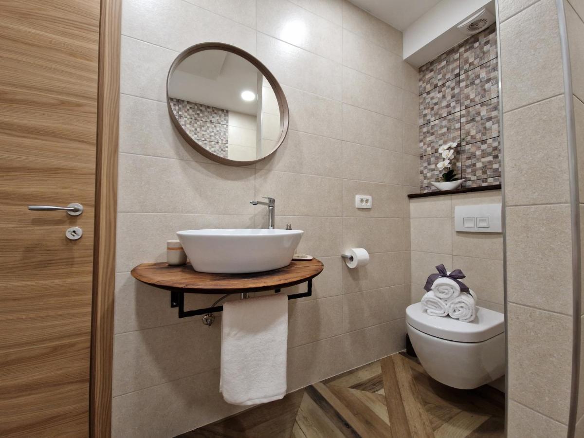 Wine & Apartment Vinales Koper Dış mekan fotoğraf